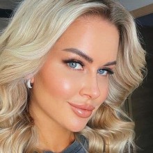Марина Африкантова объявила о разводе с Романом Капаклы