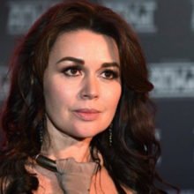 Дочь Анастасии Заворотнюк поделилась новой информацией о состоянии матери