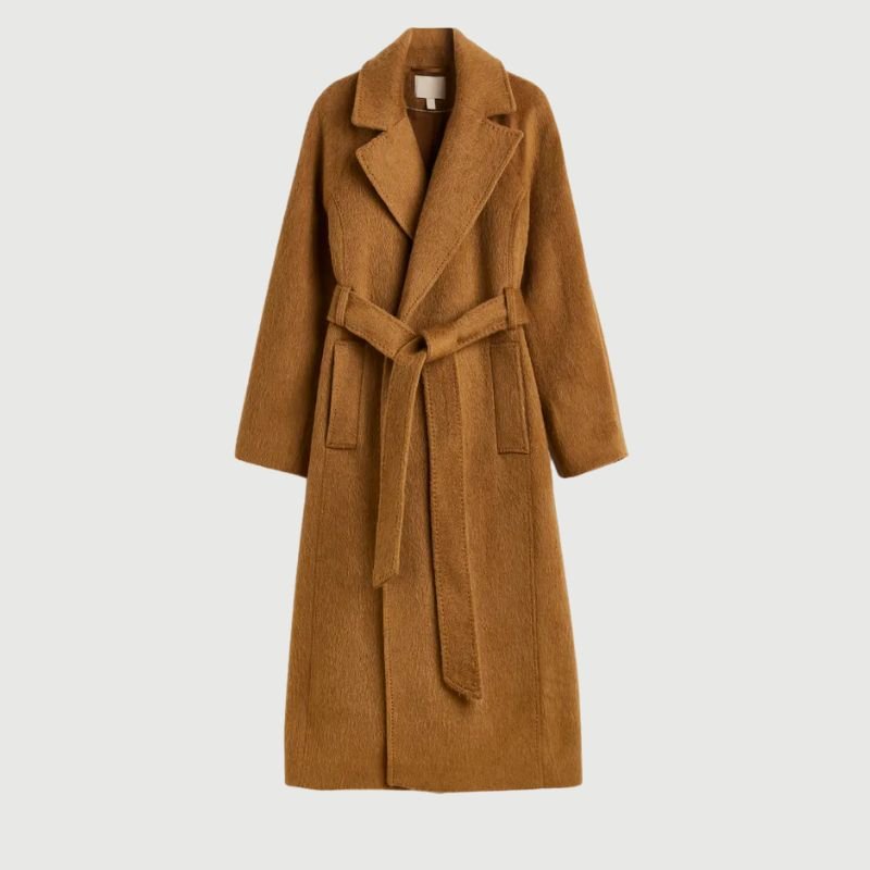 Верблюжье пальто H&M для капсульного гардероба более 50 лет